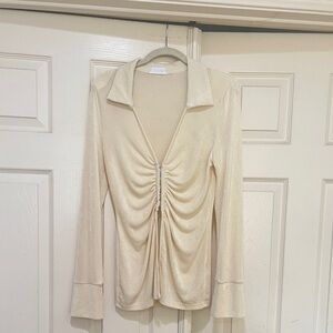 Isalis cream long sleeve Ruched blouse top size medium